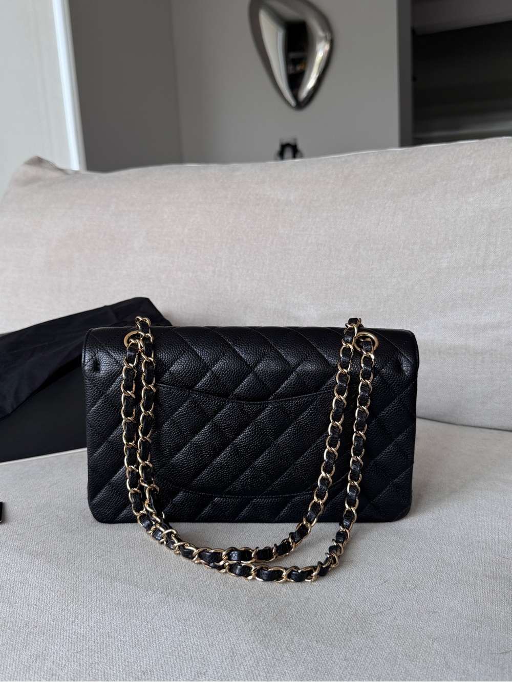 Chanel medium classic double flap bag black gold hardware pristine condition - Picture 5 of 15